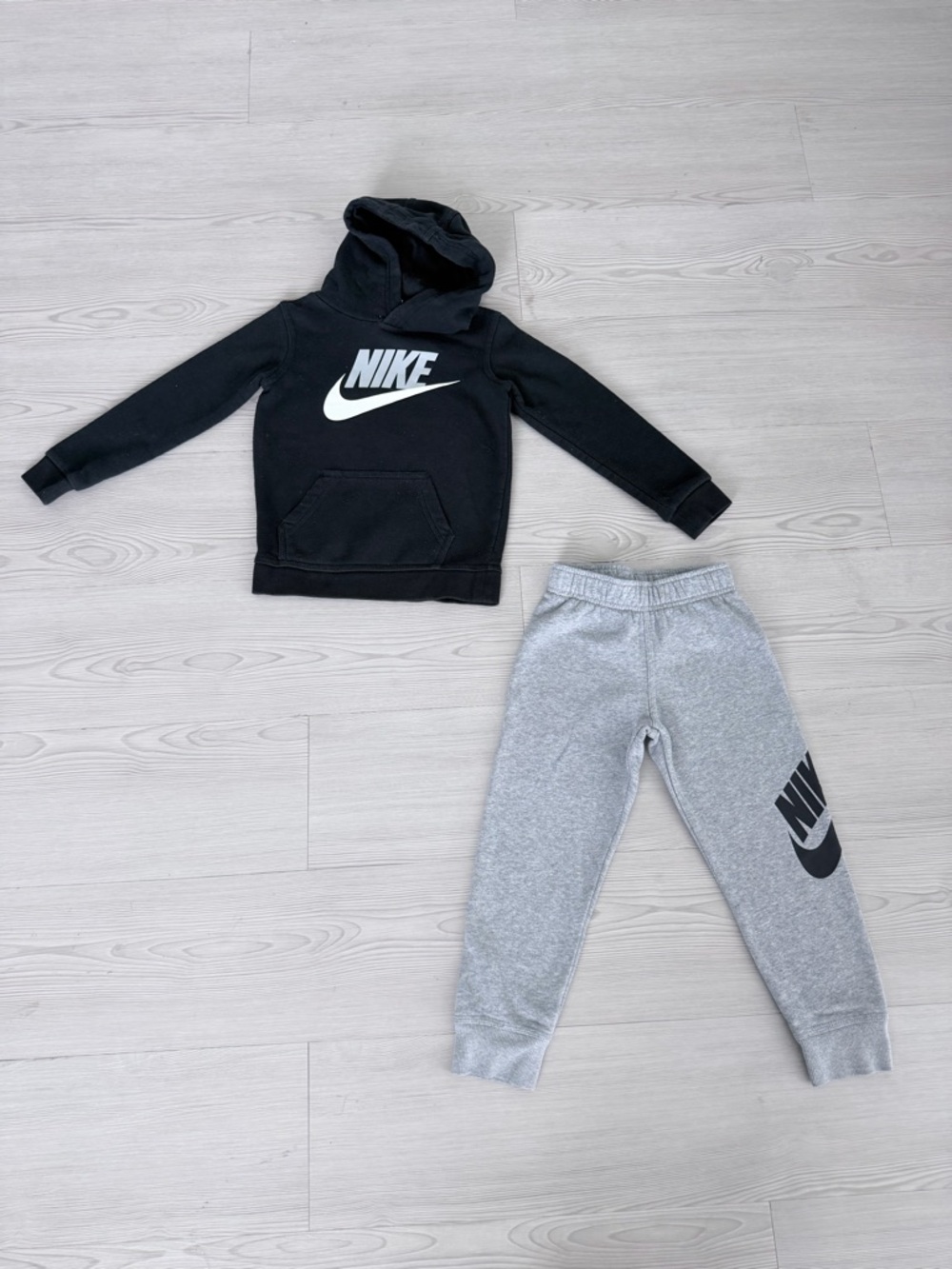 Nike Kids Black Hoodie & Gray Sweatpants Set